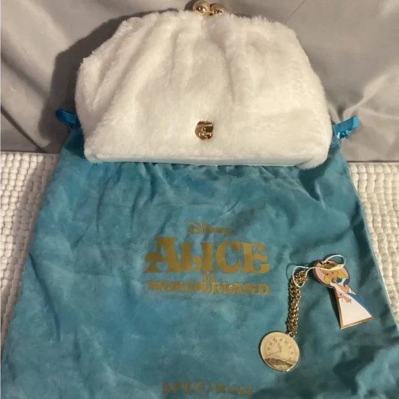 SPECTRUM Disney Alice in Wonderland White Kisslock Cosmetic Bag Clutch w/ Charm - Picture 2 of 10